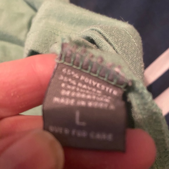 3 Ladies Short sleeved shirts - Picture 6 of 8